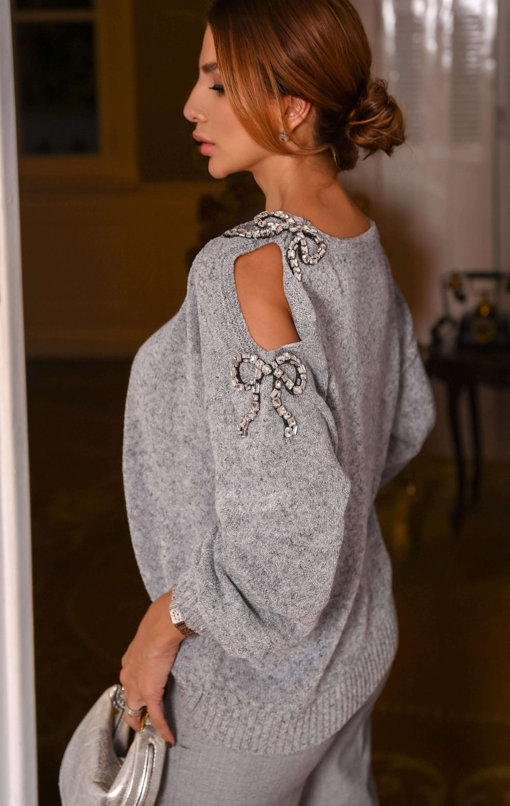 Blusa Tricot Mousse com Laços de Strass