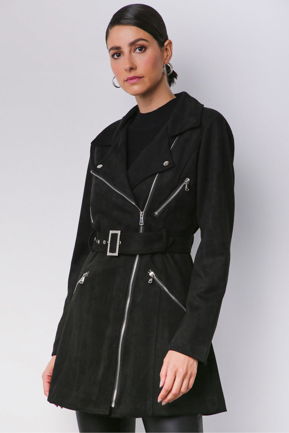 Casaco preto alongado com cinto - Mamô
