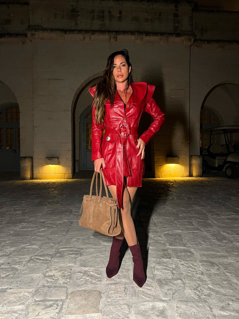 Maxi Coat Chamonix Vermelho com Babados e Cinto em Couro Texturizado