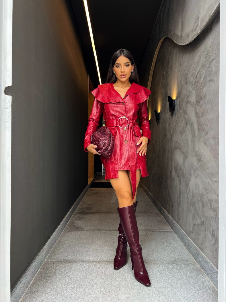 Maxi Coat Chamonix Vermelho com Babados e Cinto em Couro Texturizado