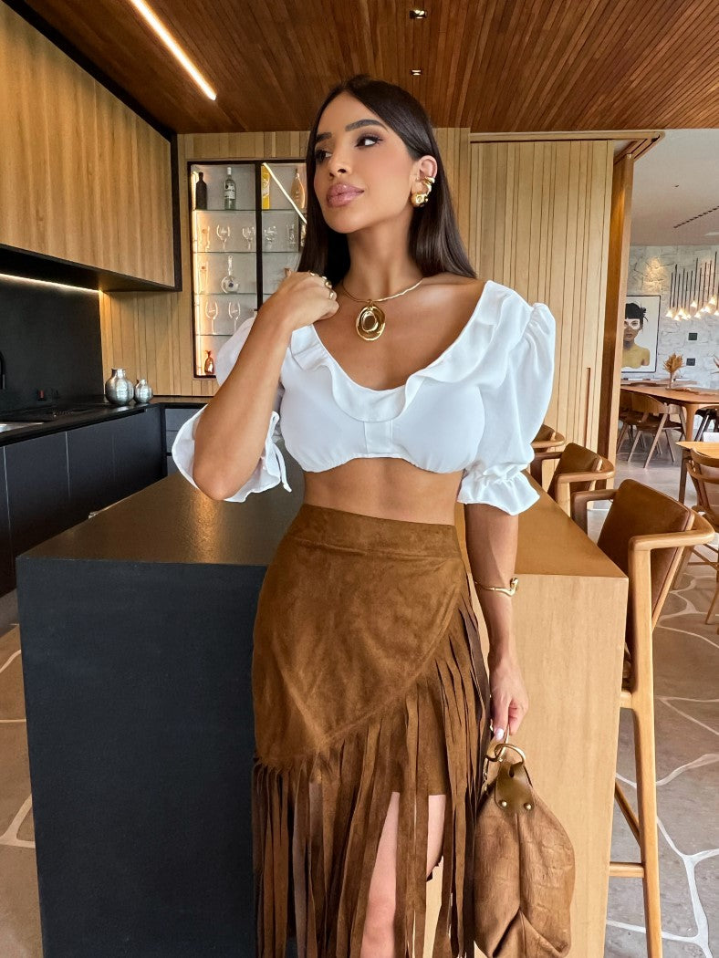 Saia Toro Midi Alongada em Suede Marrom com Franjas Assimétricas