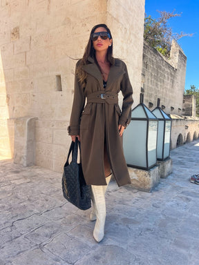 Maxi Coat Sicilia Longo em Lã Batida Marrom com Cinto e Ombreiras