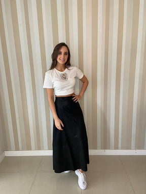 Saia midi Preta couro eco - Flor linda
