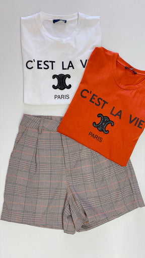 T-Shirt C'Esta La Vie Lov.it em Algodão Sustentável - Estampa em Alto Relevo e Detalhe Bordado
