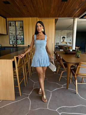 Vestido Jeans Curto Boss Pimpnella com Rebites e Saia Pregueada